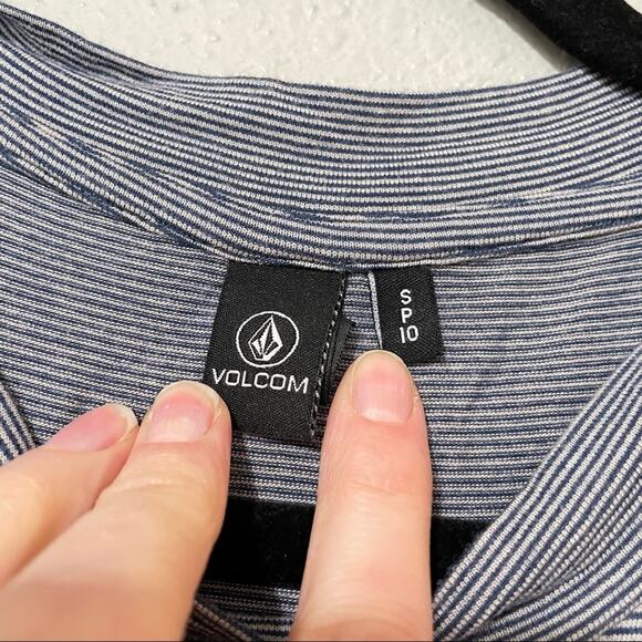 Volcom Black & White Striped Skater Mini Dress Split Sleeve Womens S Casual - Picture 3 of 9